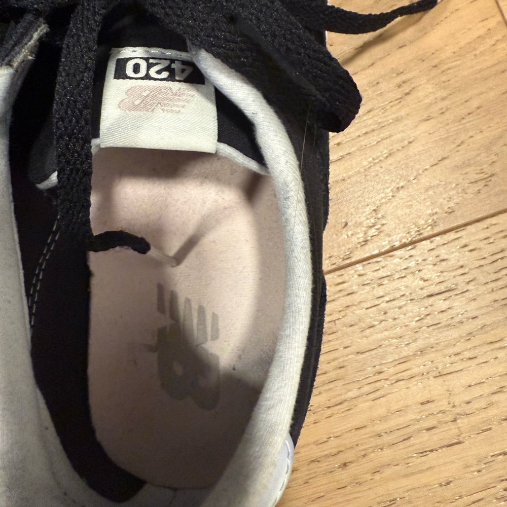 New Balance Black Sneakers - Picture 4 of 5